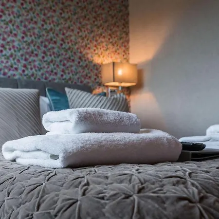 The On The Moor 3*