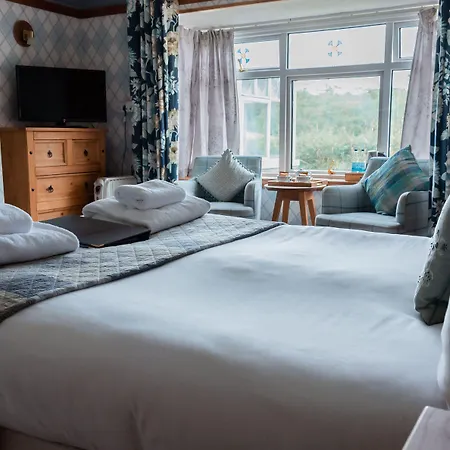 The On The Moor 3*