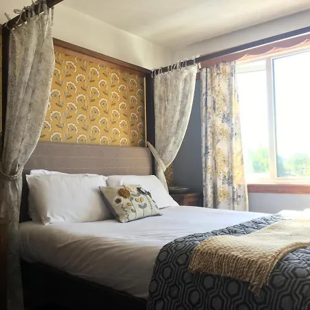 Hotel The On The Moor 3*