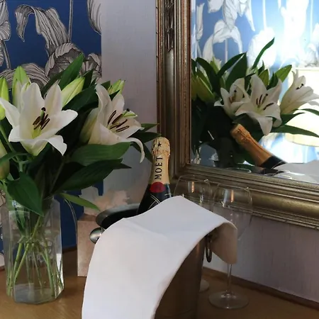 The On The Moor Hotel 3*