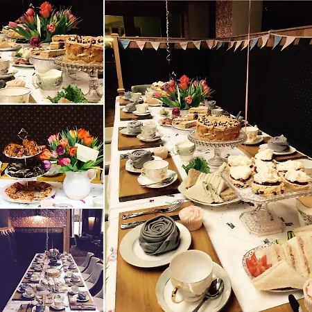 Hotel The On The Moor 3*