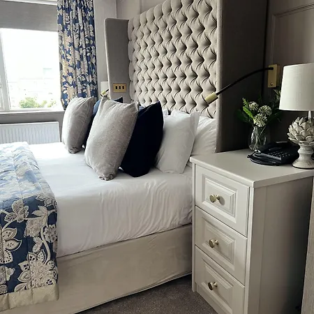 Hotel The On The Moor 3*